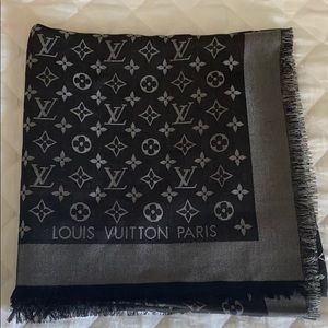 Louis Vuitton Monogram Shine Shawl in Black